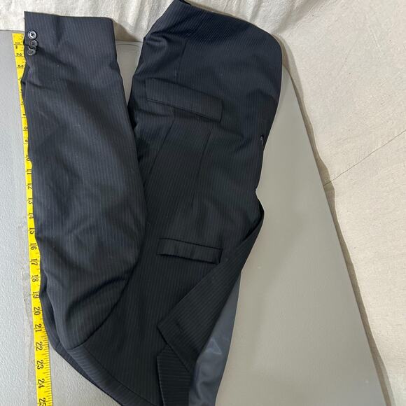 Pierre Cardin Mens Black Pinstripe Blazer 42S Classic Preppy Business 100% Wool - Picture 9 of 12